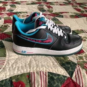 Nike Air Tennis Shoes